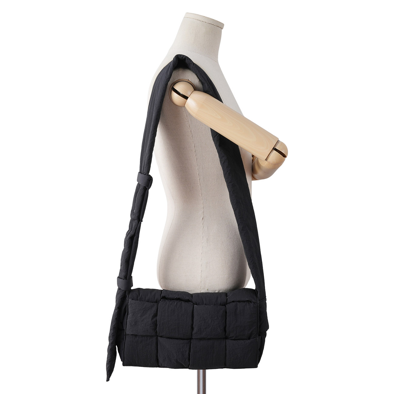 BOTTEGA VENETA(USED)보테가베네타 테크 카세트 백